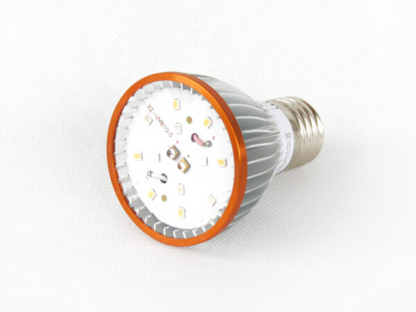 LED žárovka UVB10 - 6 wattů.